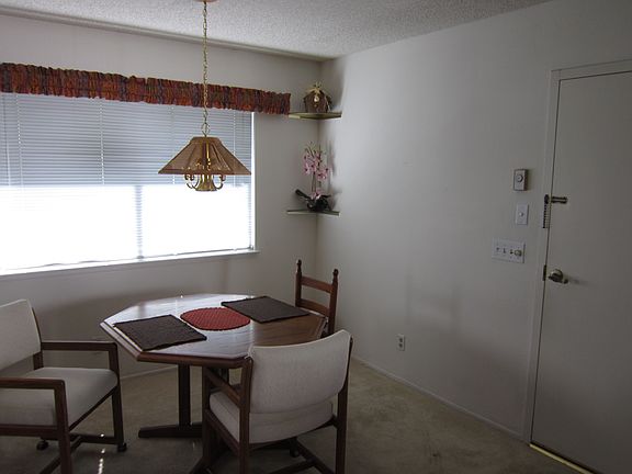 4th image of 146 Oak Hill Dr