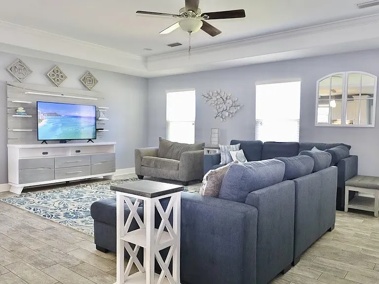 4322 Cloverwood Ct — Photo 4