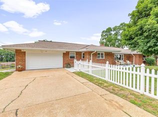 151 E Pottle Ave, Saint Louis, MO