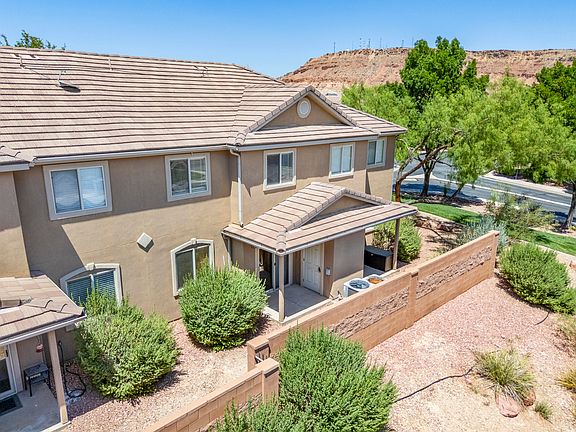 4th image of 3155 S Hidden Valley Dr Unit 271
