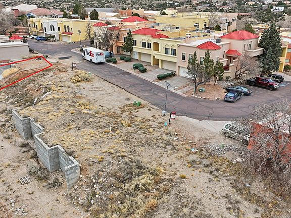 3rd image of 435 Pinon Creek Rd SE