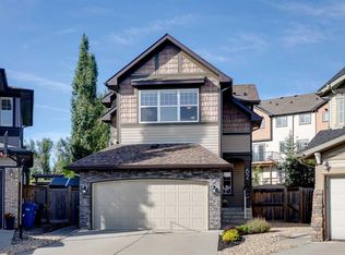 62 NE Panamount Plz NW, Calgary, AB T3K 0J8