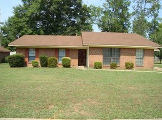 3508 Kings Cliff Rd, Montgomery, AL 36116
