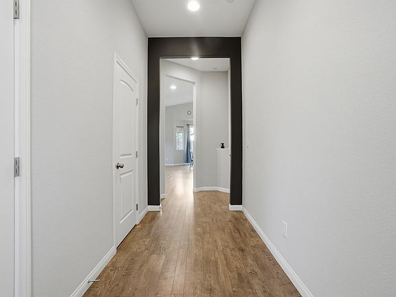 2nd image of 692 Nathanial Ct