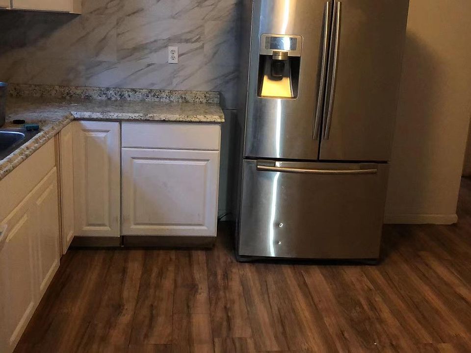 1st image of 756 E 237th St Floor 1