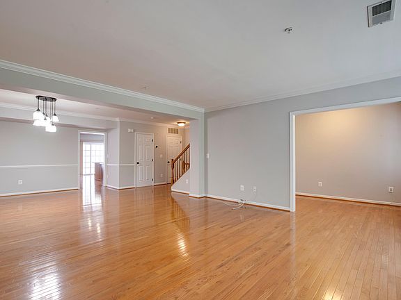 5th image of 4636 Battenburg Ln