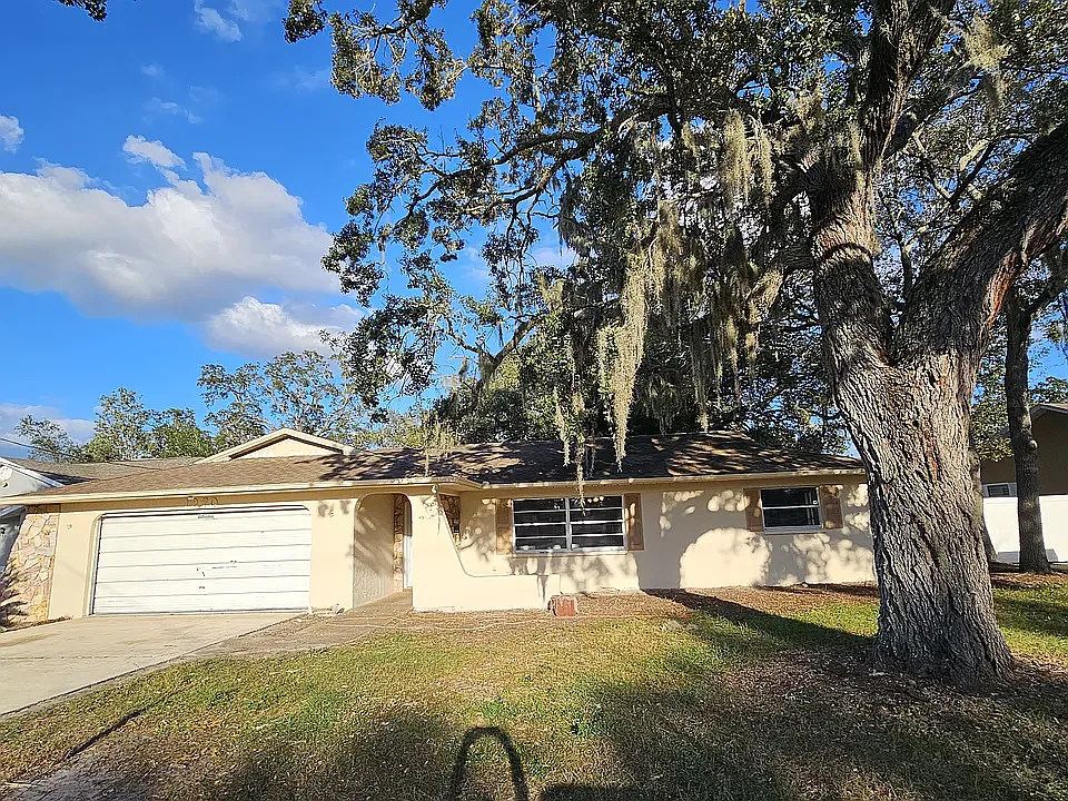 1270 Deltona Blvd