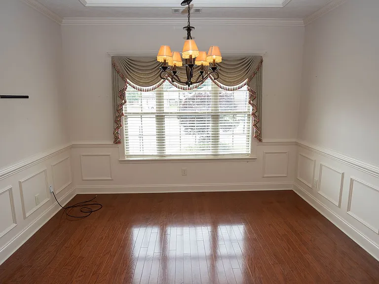 106 Sweet Meadow Ct — Photo 3