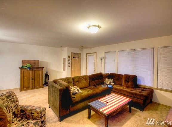 3rd image of 4869 43rd Ln SE
