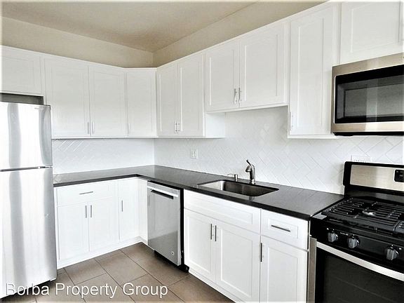 3rd image of 2301 E 7th St #9