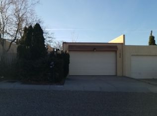 11630 Candelaria Rd NE, Albuquerque, NM 87112