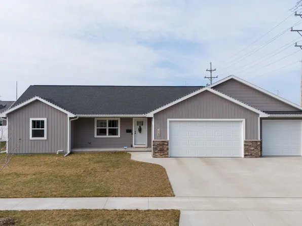 328 N John St, Kimberly, WI 54136