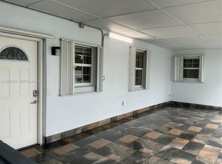 14821 SW 104th Ave, Miami, FL 33176