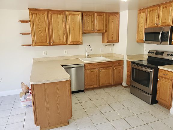 5th image of 5966 Clerkenwell Ct