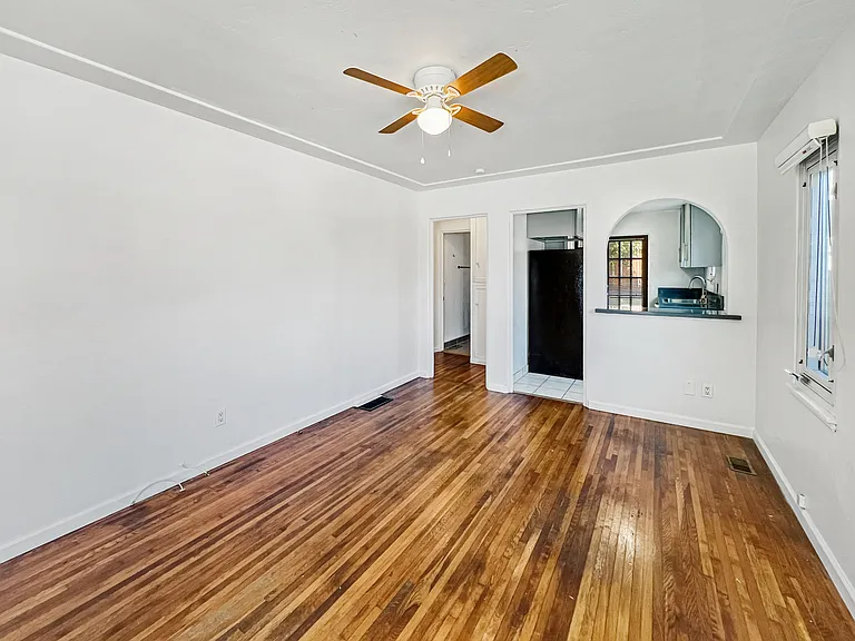 436 Fir St — Photo 3