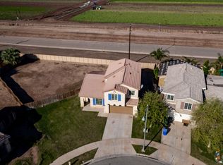1499 Meadowview Ave, El Centro, CA 92243