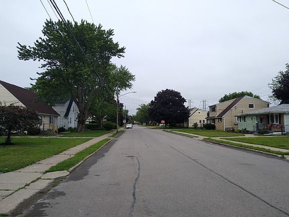 5th image of 59 Smith Dr