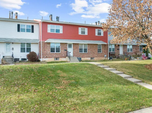 708 Whitpain Hls #708, Blue Bell, PA 19422