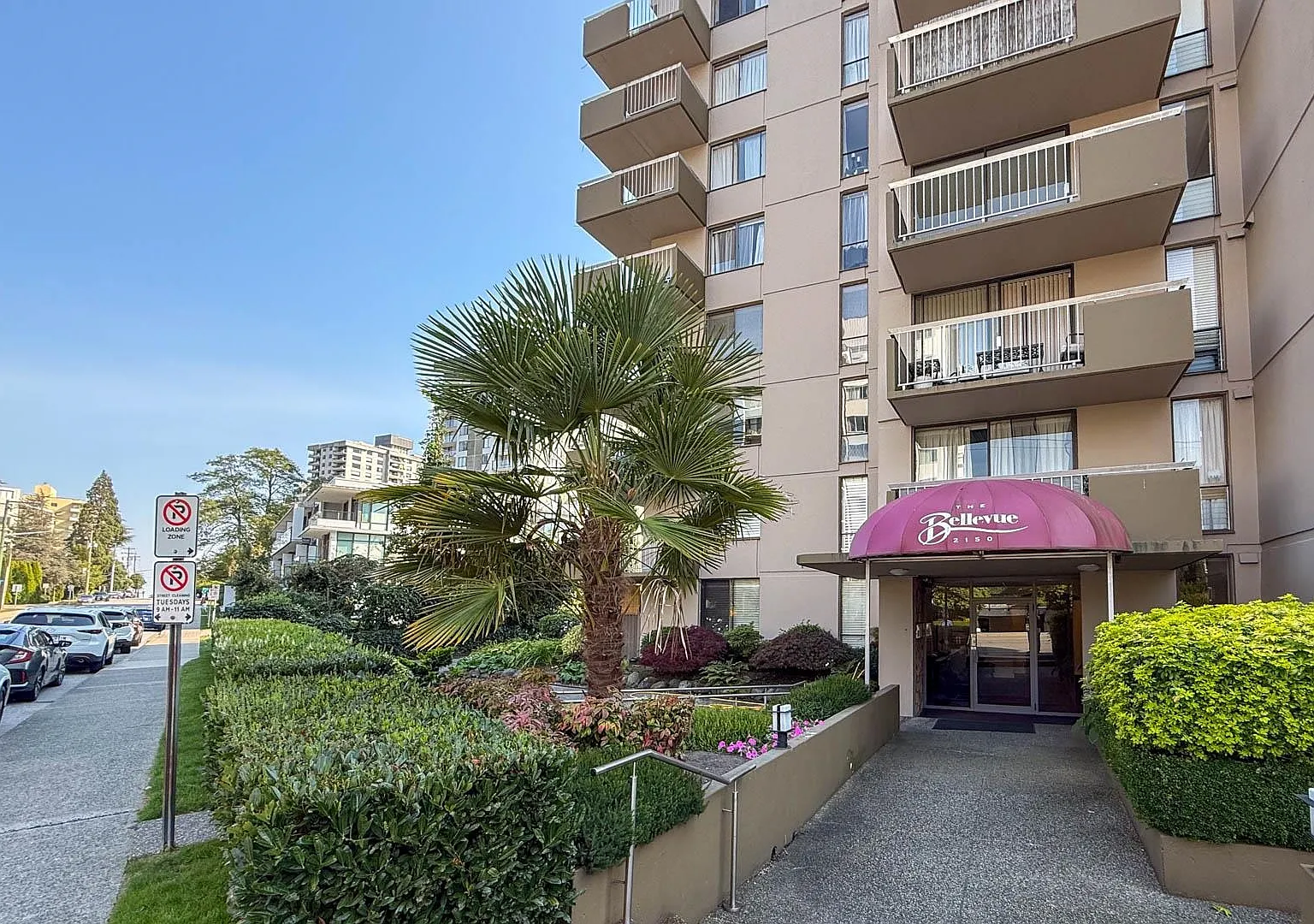 1 bed, 440 sqft, $2,380 — Photo 1