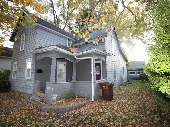 1315 Pearl St, Auburn, IN 46706