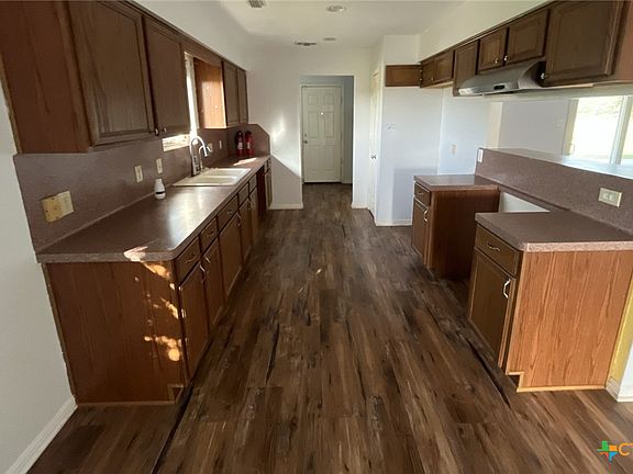 5th image of 1600 County Road 251