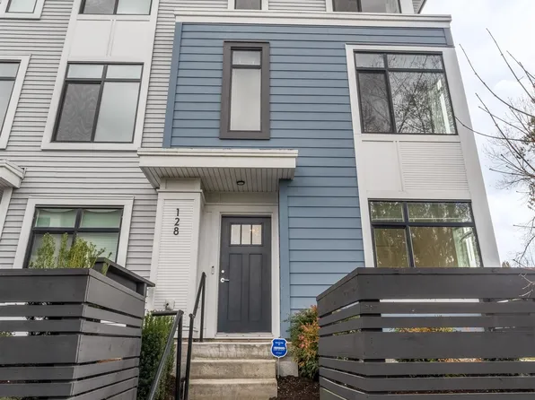 15235 Sitka Dr #128, Surrey, BC V3S 0A9