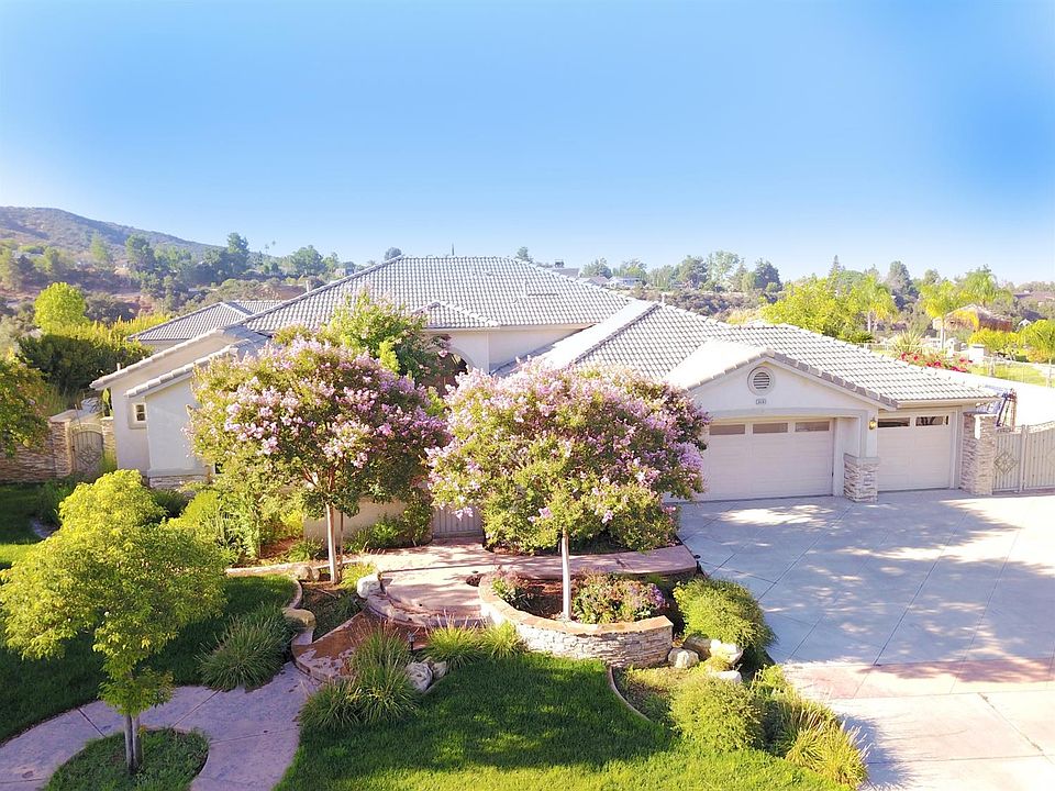 1st image of 36363 Poplar Dr