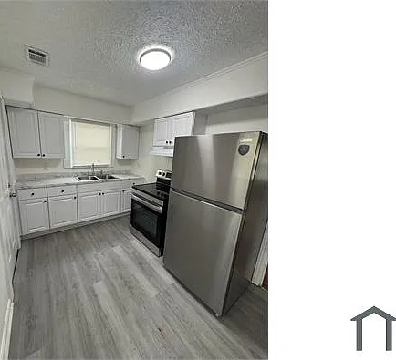 2300 Carey Dr SE — Photo 11