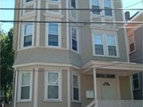 55B Calumet St, Roxbury Crossing, MA