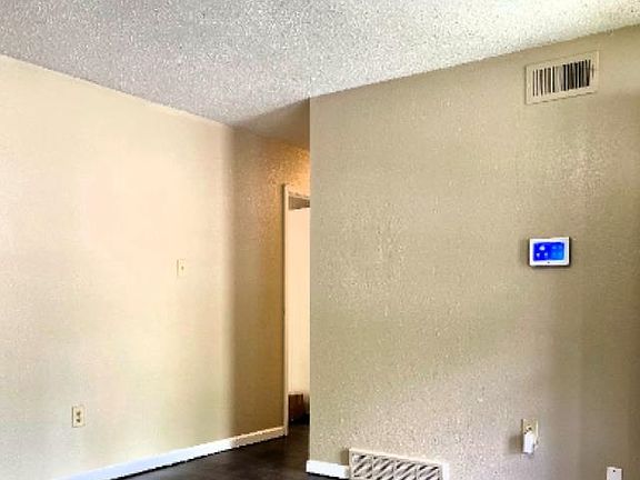4th image of 3301 Keystone Ave