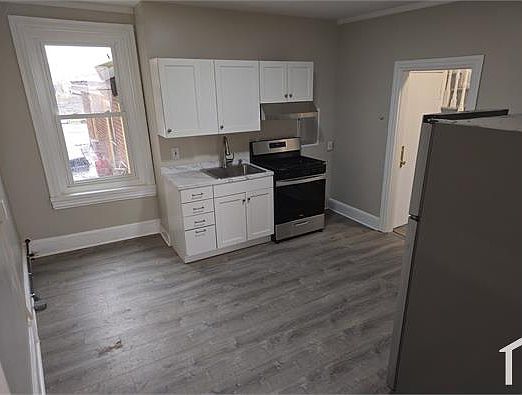 1st image of 232 W Main St #4