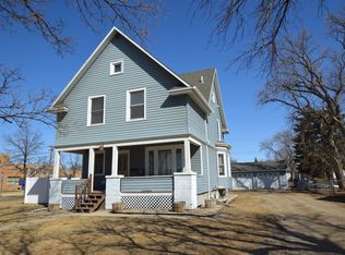 901 8th Ave NE, Aberdeen, SD 57401
