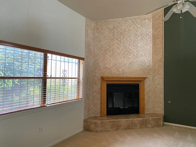 7335 Prairie Rd NE — Photo 9