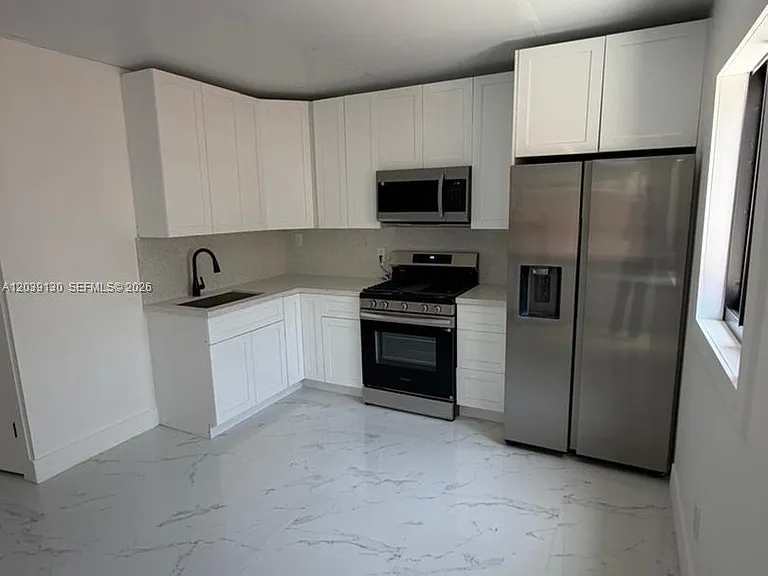 1230 NW 135th St — Photo 3
