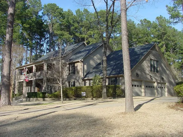 9334 Chisholm Trl, Tyler, TX 75703