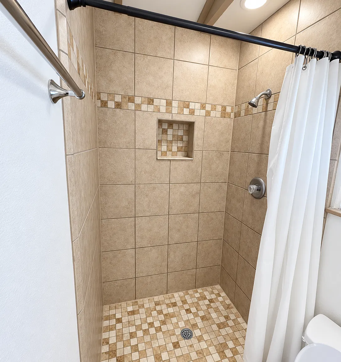 Studio, 400 sqft, $1,549 — Photo 3
