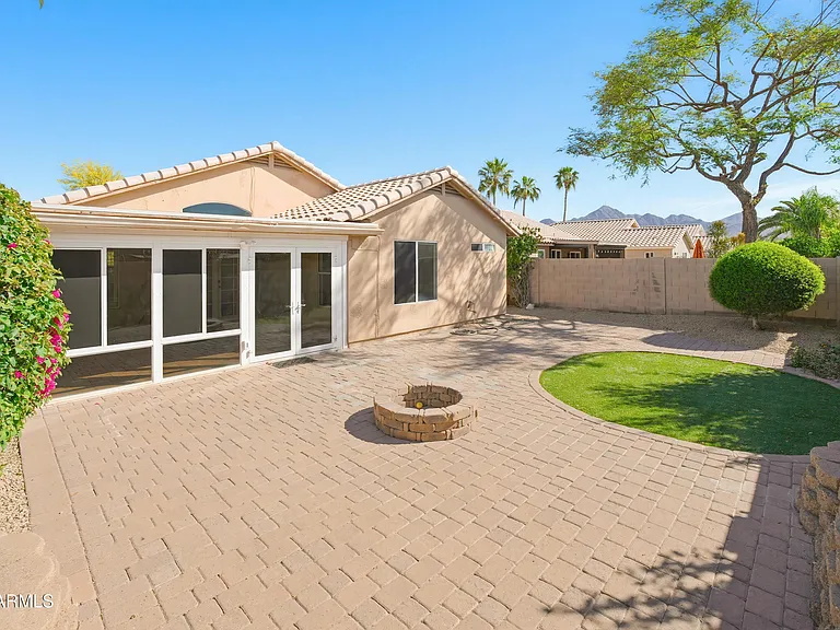 9321 E Caribbean Ln — Photo 28