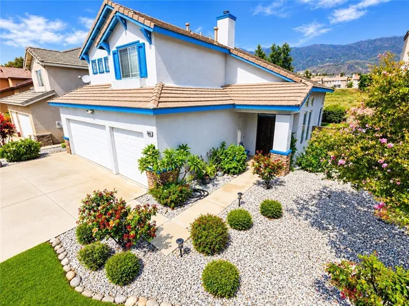 14842 Fox Ridge Dr, Fontana, CA 92336