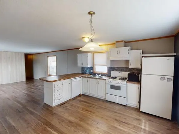 124 Delta Ave, Bismarck, ND 58504