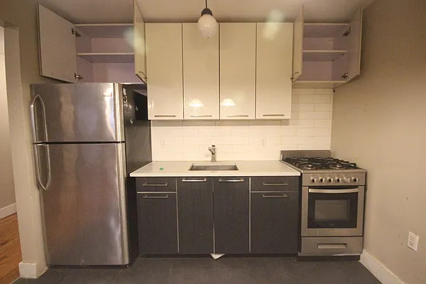 Rented by Nooklyn NYC LLC | media 36