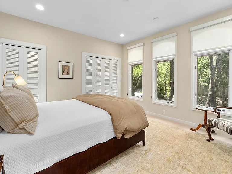 3718 Bridle Path — Photo 20