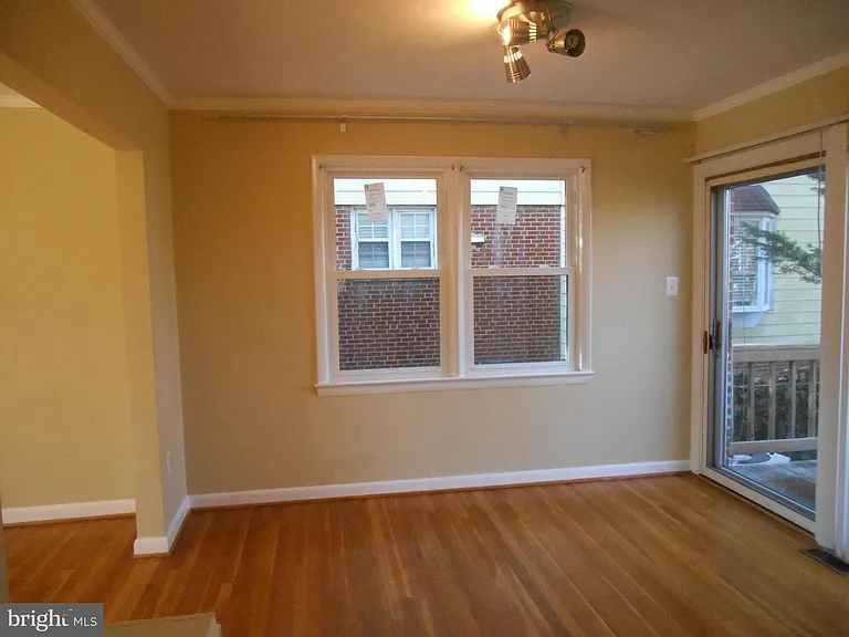 5809 Greenlawn Dr — Photo 5