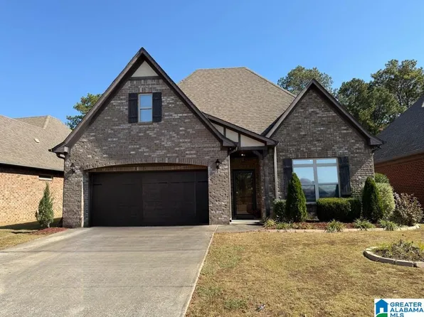 1048 Pine Valley Dr, Calera, AL 35040