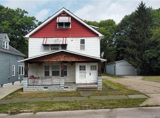 11032 Crescent Rd, Cleveland, OH 44111