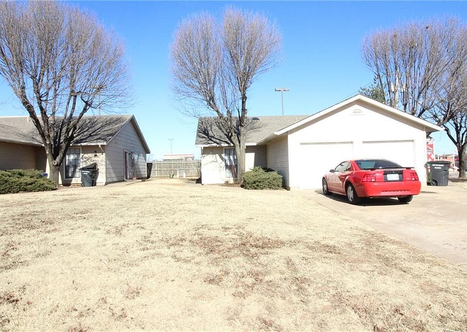 1st image of 717 NE 11th St