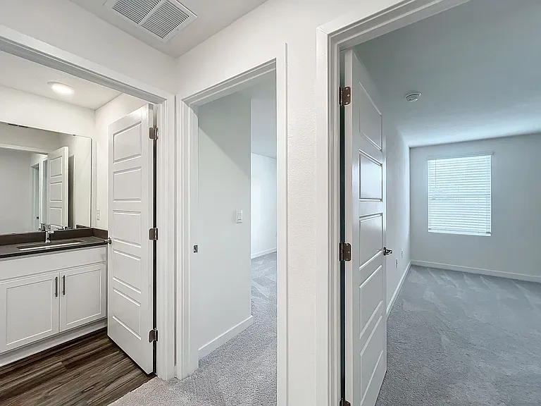 231 Dapper Ct — Photo 29
