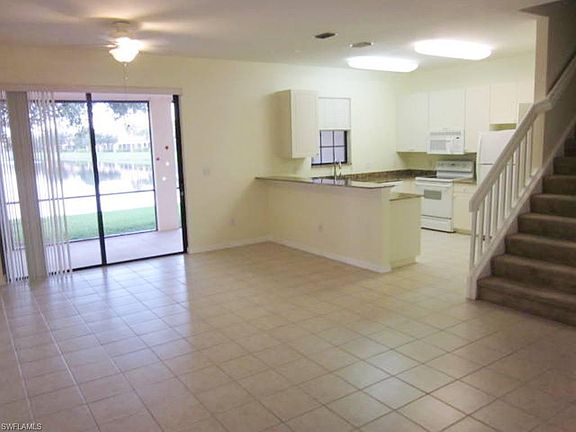5th image of 14708 Sutherland Ave #338
