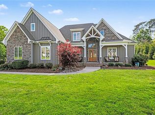 7811 Neugent Dr, Kernersville, NC 27284