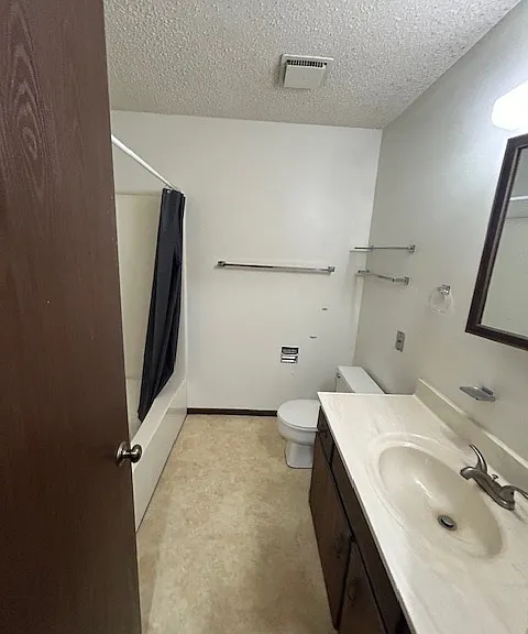 1415 N Main St #6 — Photo 11