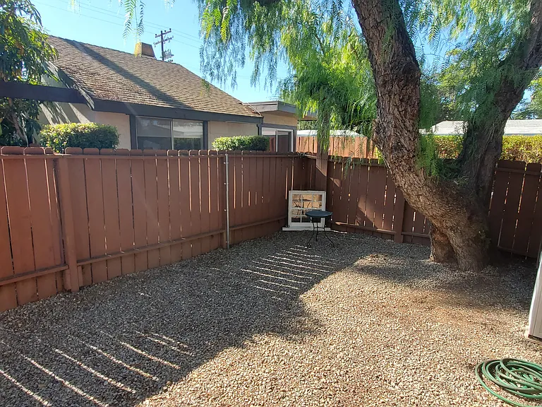 6841 Mohawk St — Photo 8